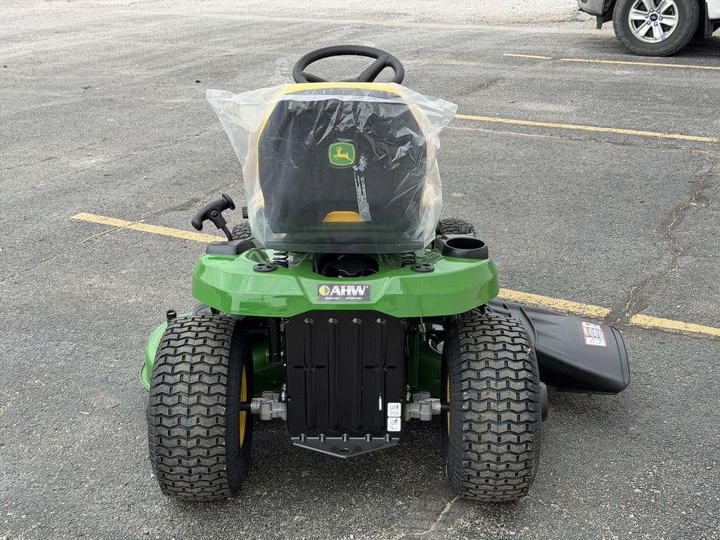 Image of John Deere S140 Image 1