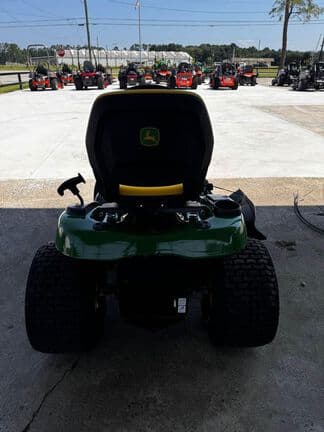 Image of John Deere S220 equipment image 4