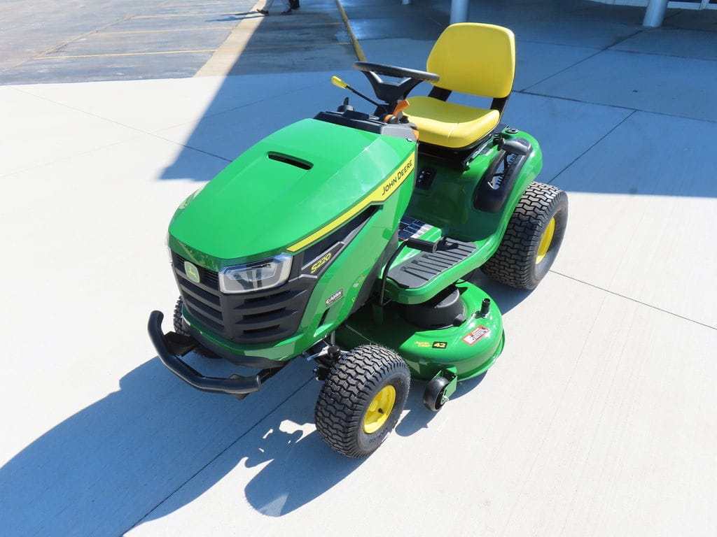 2026 John Deere S220 Image