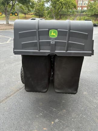 Image of John Deere S220 equipment image 4