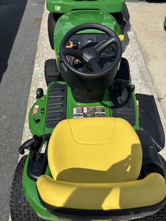 Image of John Deere S220 equipment image 4