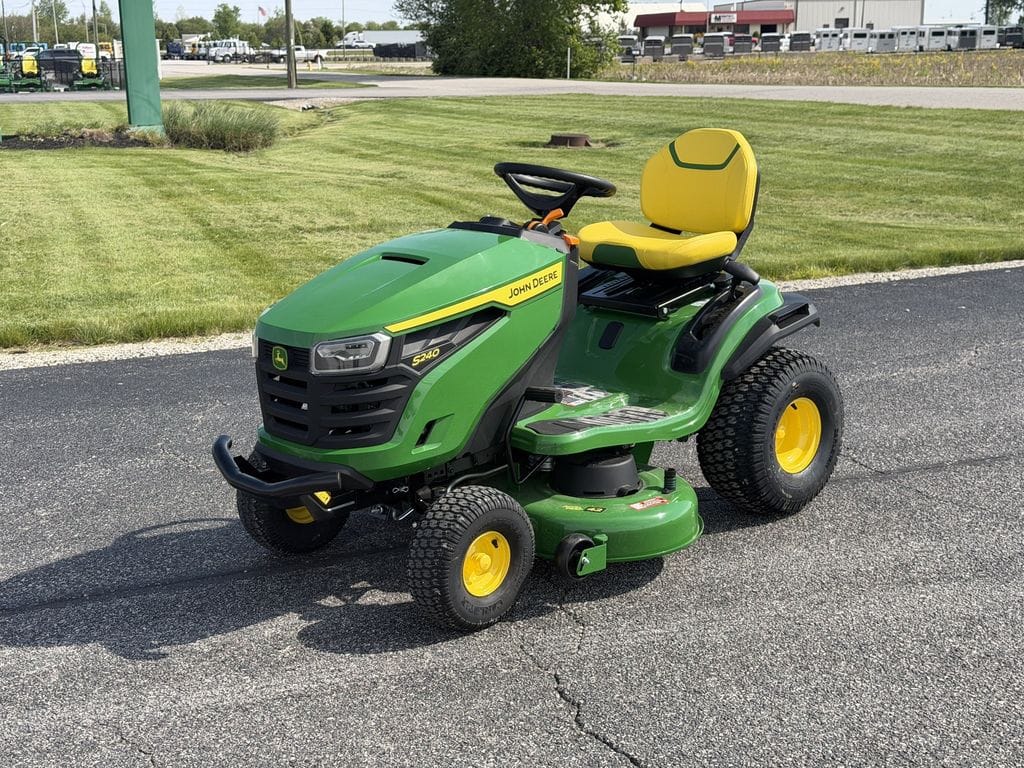 2026 John Deere S240 Equipment Image0