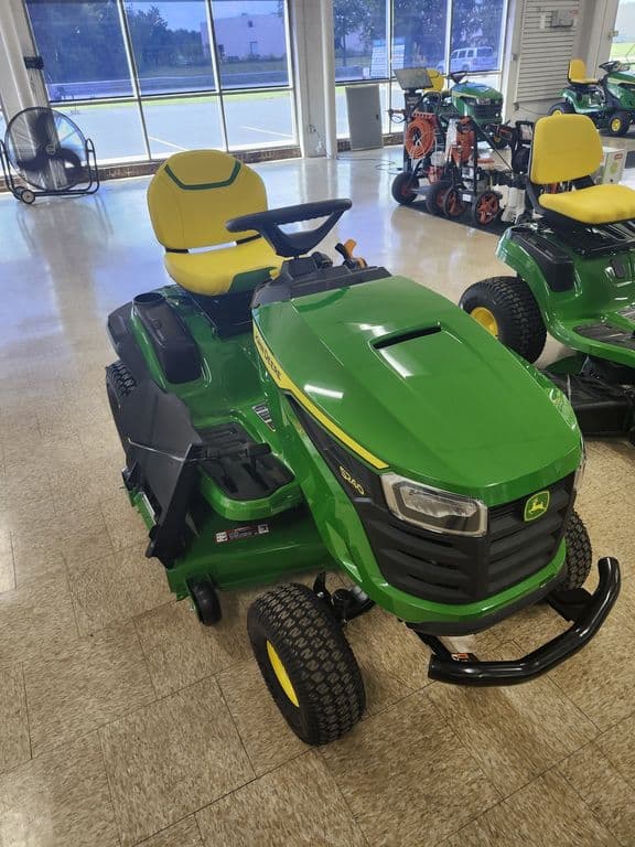Image of John Deere S240 Primary image