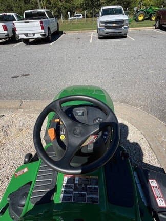 Image of John Deere S240 equipment image 3