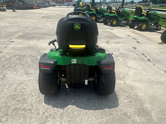 Image of John Deere S240 equipment image 3