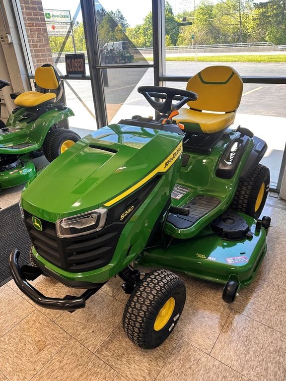 2026 John Deere S240 Equipment Image0