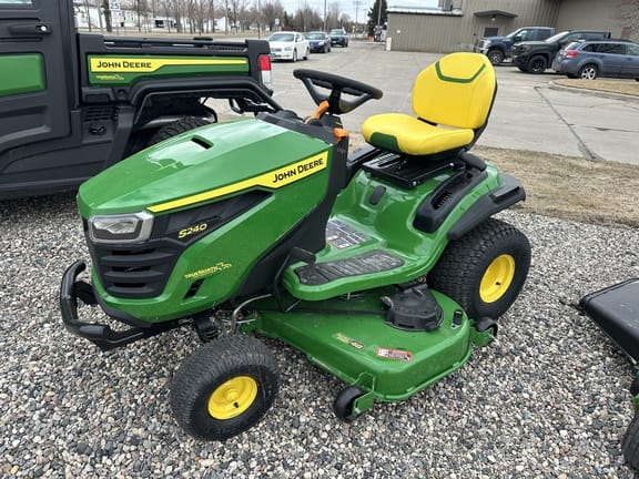 2026 John Deere S240 Equipment Image0