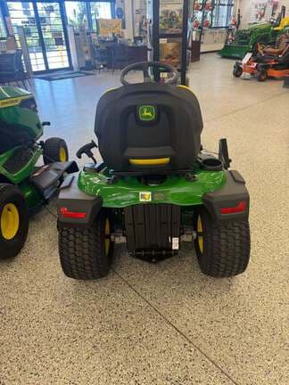 Image of John Deere S240 equipment image 3