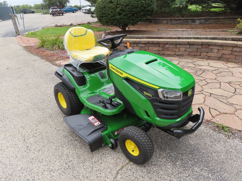 2026 John Deere S240 Equipment Image0