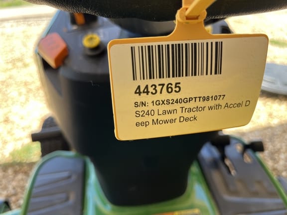 2026 John Deere S240 Equipment Image0