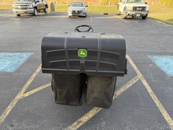 Image of John Deere S240 equipment image 3