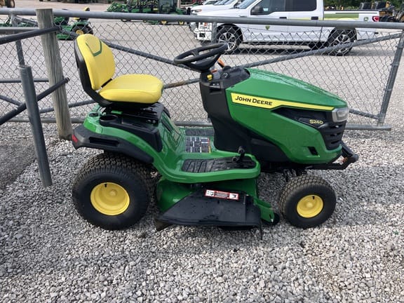 2026 John Deere S240 Equipment Image0