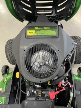 Image of John Deere S240 equipment image 3