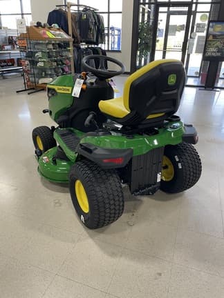 Image of John Deere S240 equipment image 4