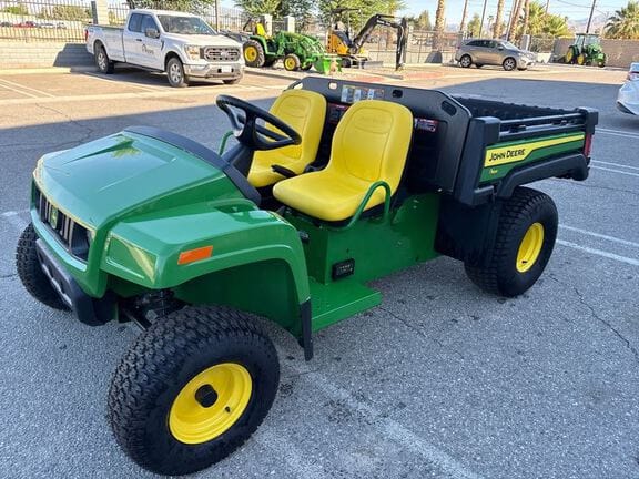 2026 John Deere Gator TE 4x2 Equipment Image0