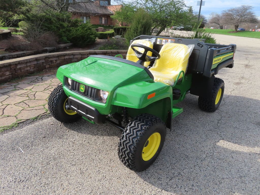 2026 John Deere Gator TX 4x2 Equipment Image0