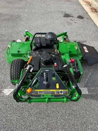 Image of John Deere W61R equipment image 4