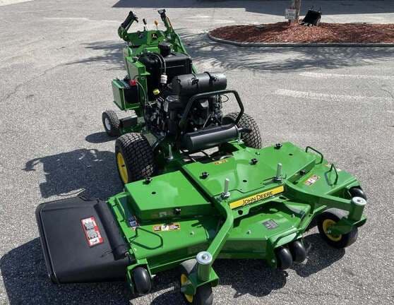 Image of John Deere W61R equipment image 4