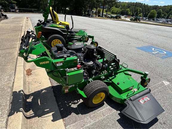 Image of John Deere W61R equipment image 4