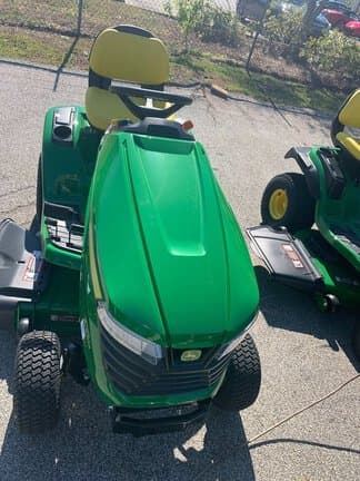 Image of John Deere X330 equipment image 2