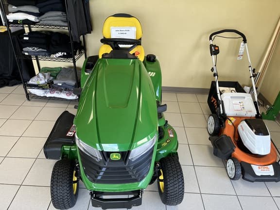 Image of John Deere X330 Image 1