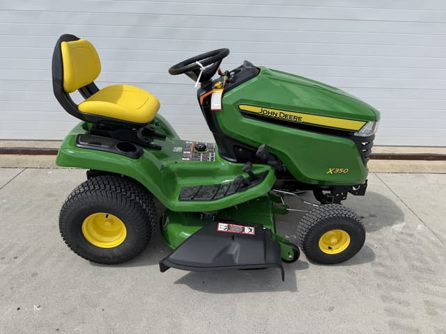 Image of John Deere X350 equipment image 3