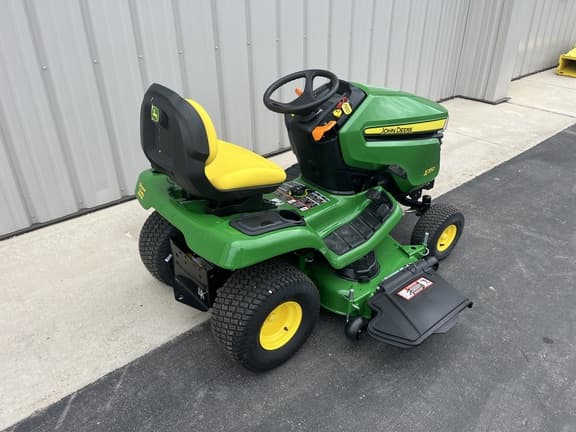 Image of John Deere X350 equipment image 4