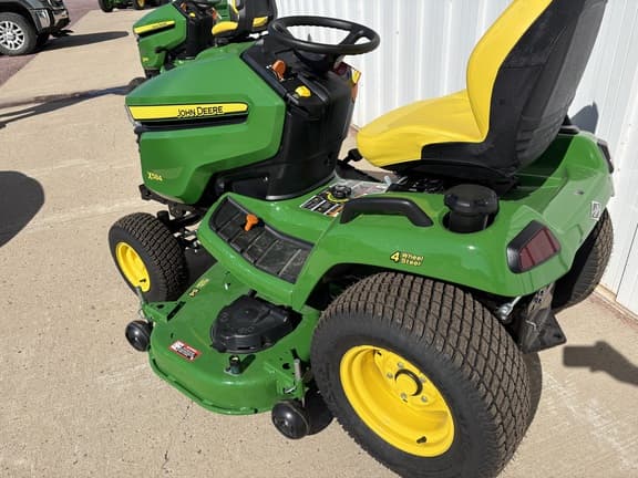 Image of John Deere X350 equipment image 1