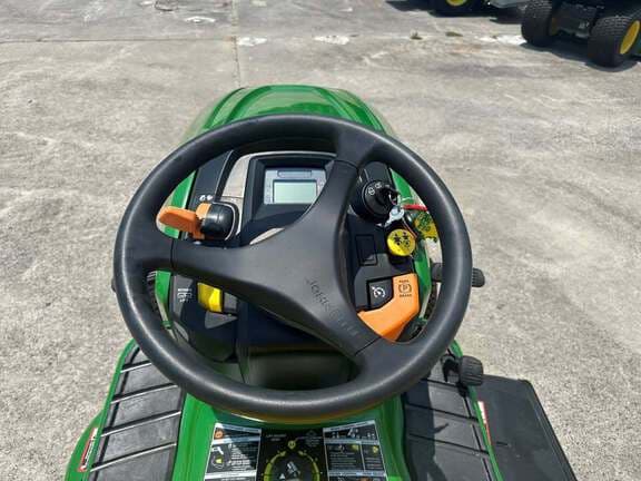 Image of John Deere X350 equipment image 4