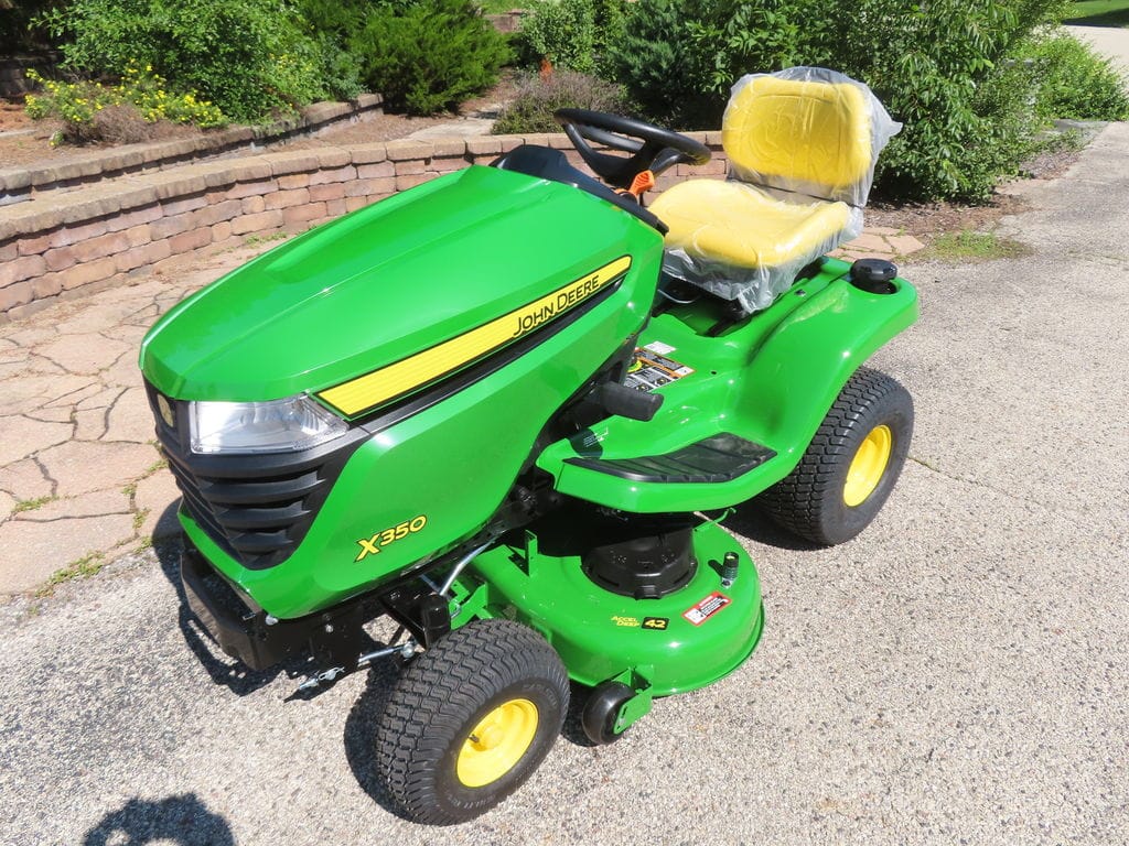 Main image John Deere X350