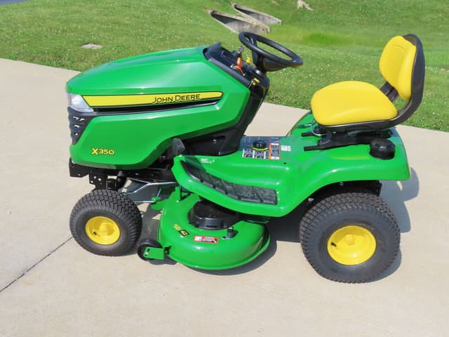 Image of John Deere X350 equipment image 4