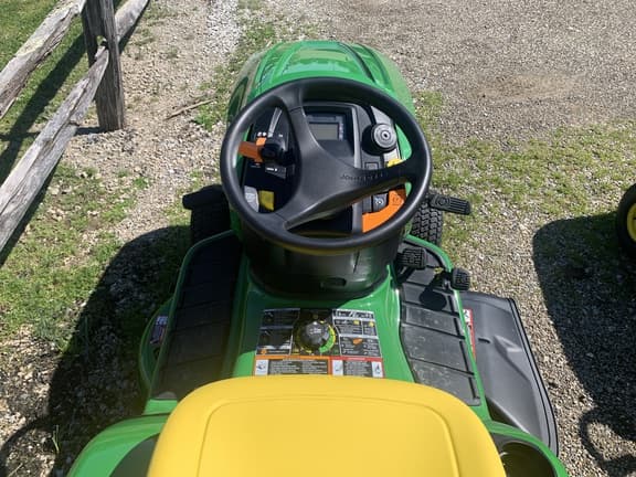 Image of John Deere X350 equipment image 4