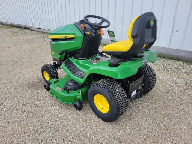Image of John Deere X350 equipment image 1