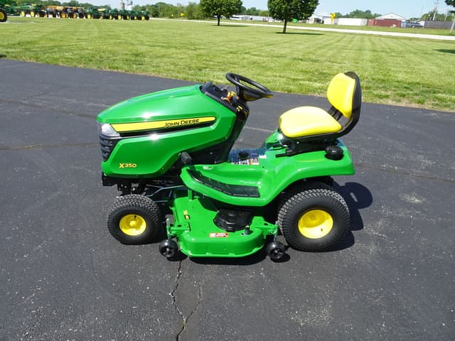 Image of John Deere X350 equipment image 1