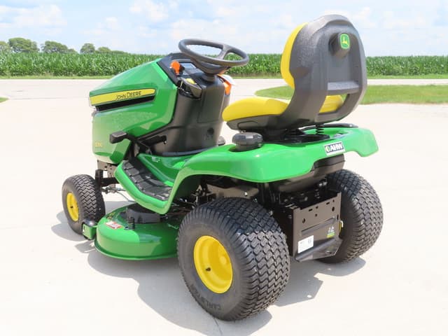 Image of John Deere X350 equipment image 2