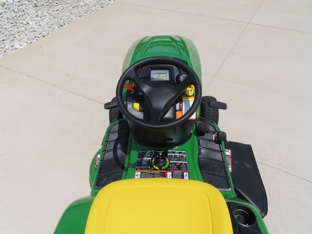 Image of John Deere X350 equipment image 4