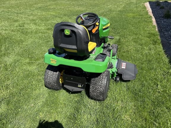 Image of John Deere X350 equipment image 4