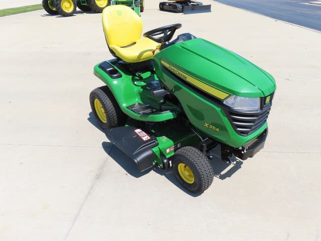 Image of John Deere X354 equipment image 2