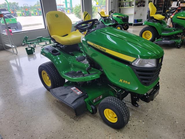 Image of John Deere X354 equipment image 1