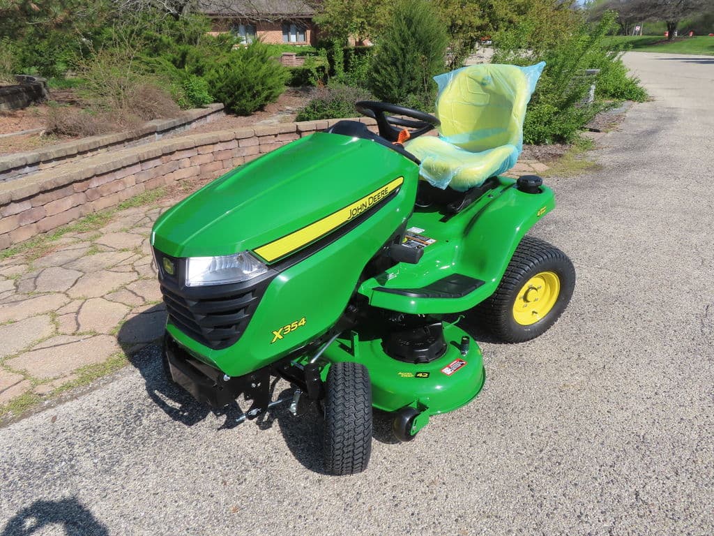 Image of John Deere X354 Primary image