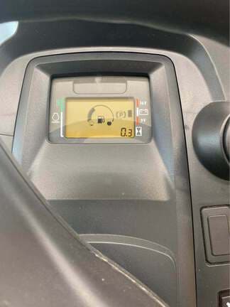 Image of John Deere X370 equipment image 4