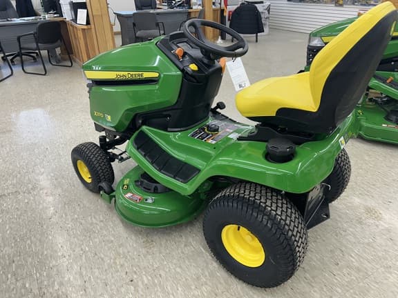 Image of John Deere X370 equipment image 2