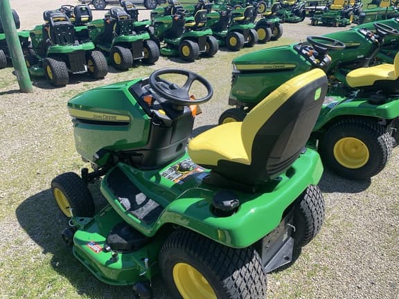 Image of John Deere X380 equipment image 3