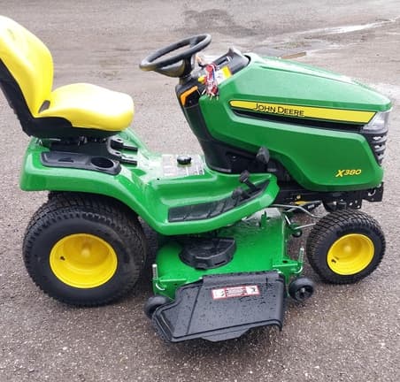 Image of John Deere X380 equipment image 2