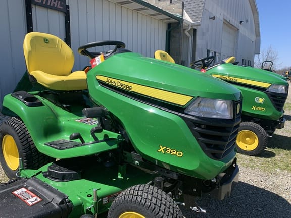 2026 John Deere X390 Equipment Image0