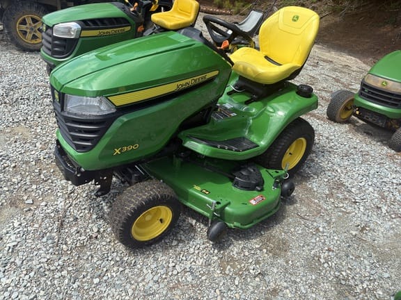 2026 John Deere X390 Equipment Image0