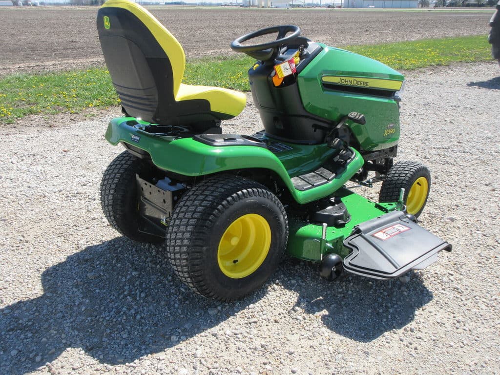 Image of John Deere X390 Image 1