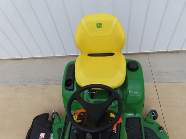 Image of John Deere X390 equipment image 4