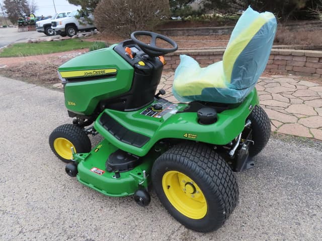 Image of John Deere X394 equipment image 3