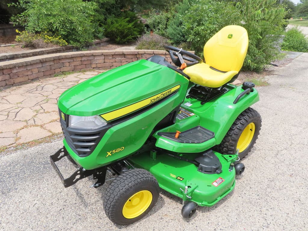 Image of John Deere X580 Primary image